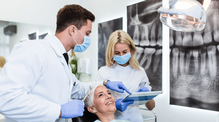 dentists and patient 