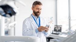 Dentist using AI technology on Mobile Device