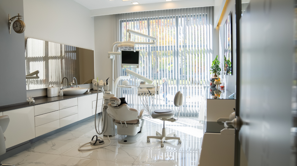 Streamlined Dental Practice Exam Room